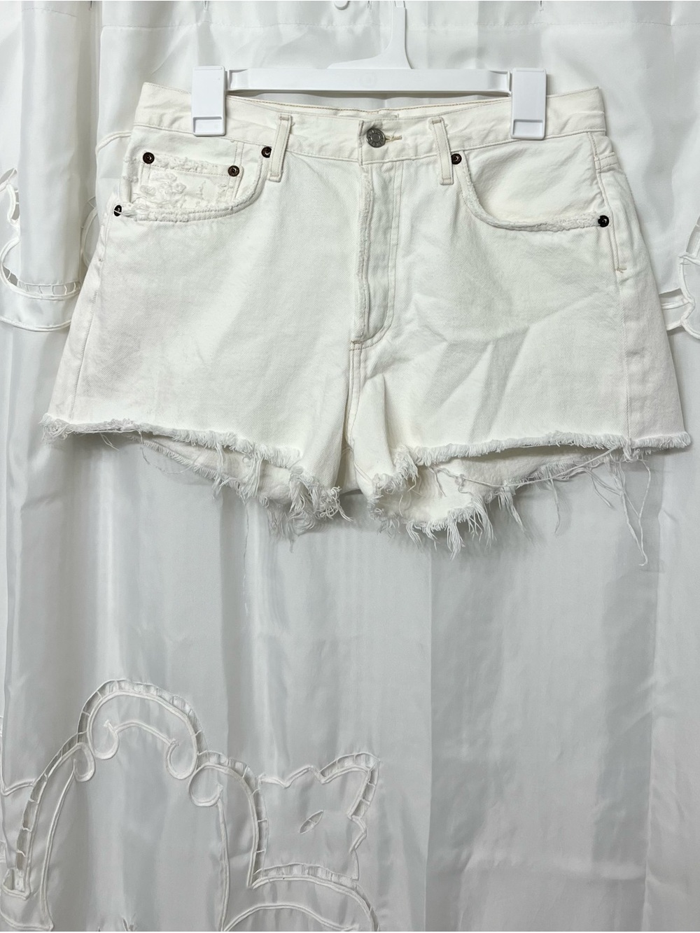 AGOLDE Parker Vintage Cut Off Shorts 28 White High Rise Raw Hem Denim - Picture 4 of 14